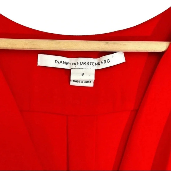 Diane Von Furstenburg Akari Classic Silk Dress - Picture 2 of 5